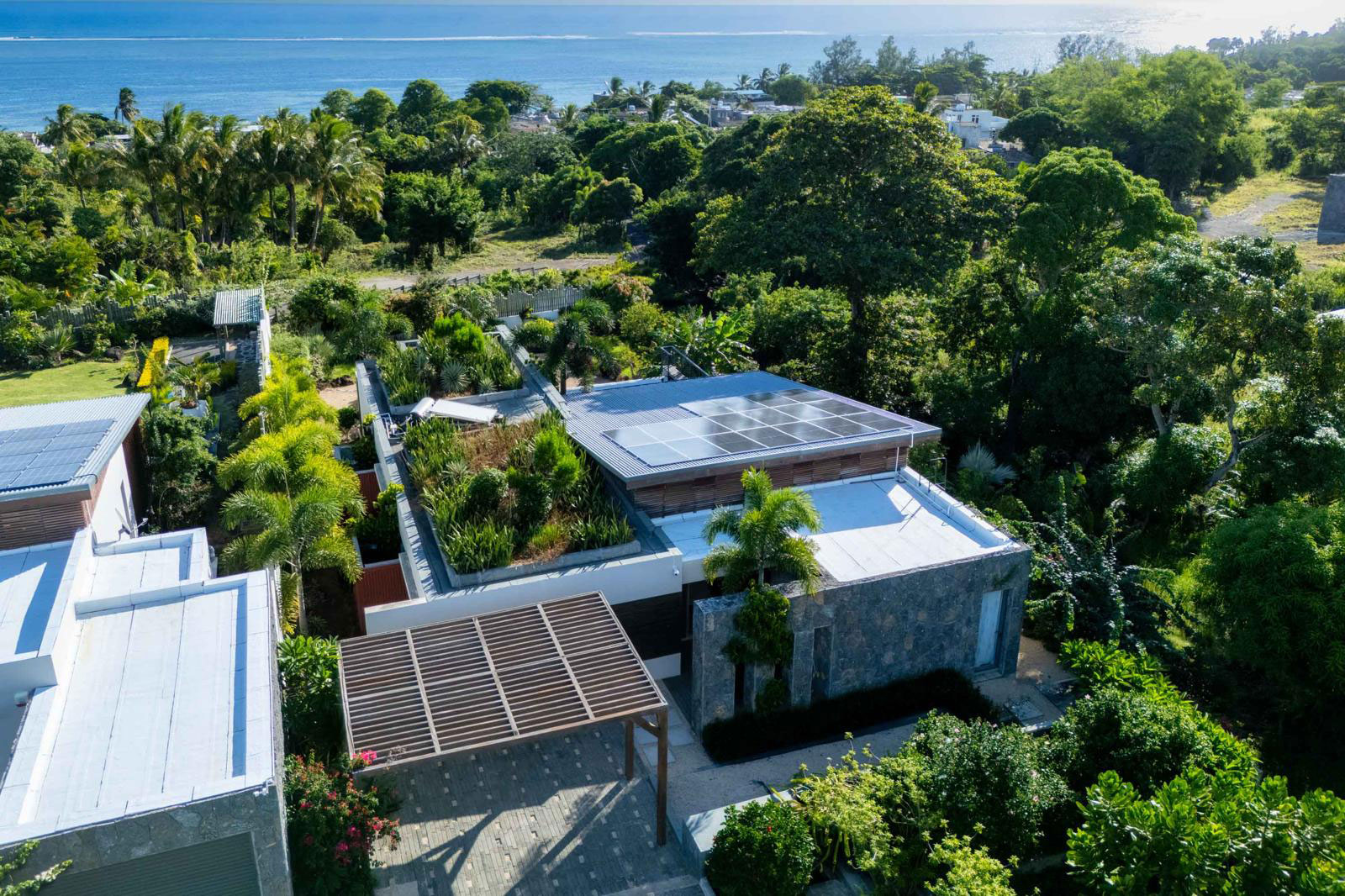 Extérieur de la Villa Lagoon View avec terrasse et piscine à Baie du Cap